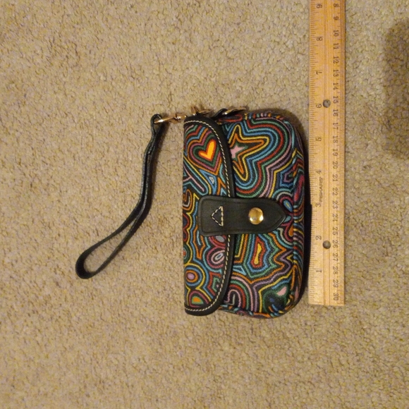 Dooney & Bourke Flap-Wristlet (NWOT) - Picture 3 of 16
